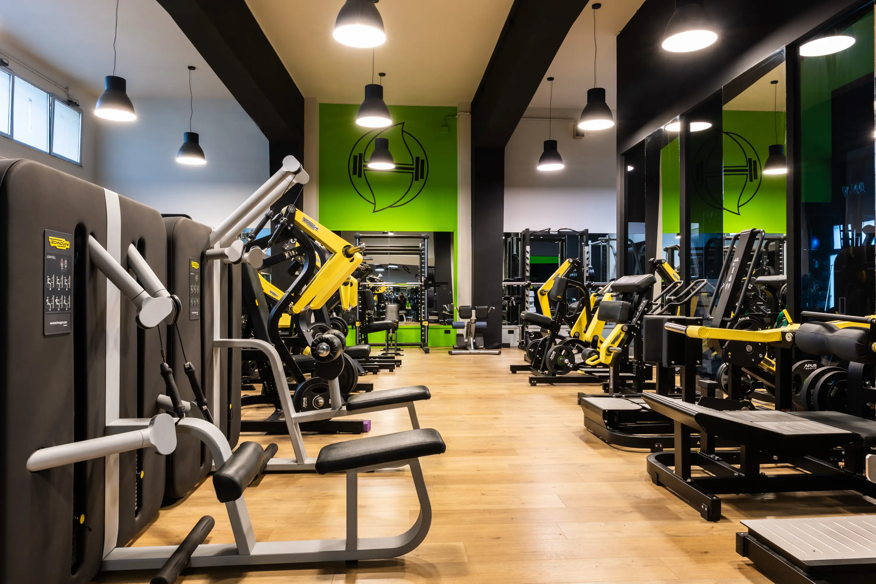Sala pesi Abion Gym a Giarre (CT) con attrezzature professionali